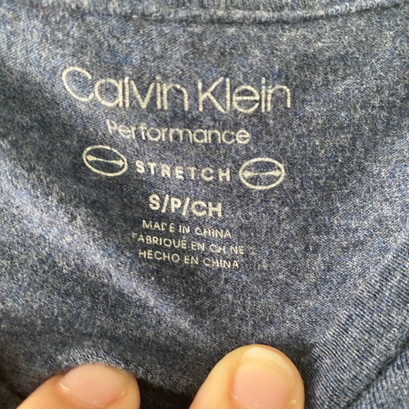 calvin klein tee - Picture 3 of 4